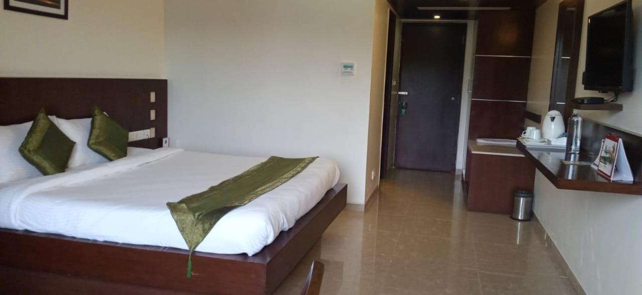 Hotel Rns One Subrahmanya Exterior foto